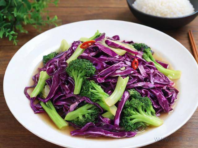 紫甘蓝菜怎么做好吃法,紫甘蓝菜怎么吃养胃