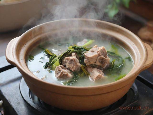 菜干猪骨汤怎么做好喝,菜干煲猪骨的做法