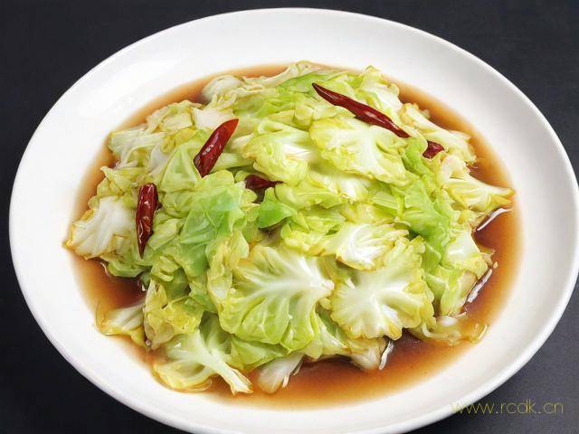 包菜怎么炒好吃家常菜做法,包菜怎样炒好吃又简单清淡