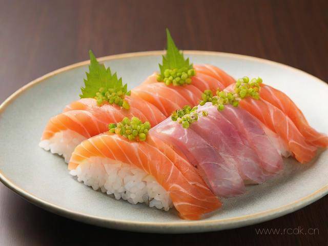 怎么夸奖厨师做的菜,怎样夸厨师做的菜好吃